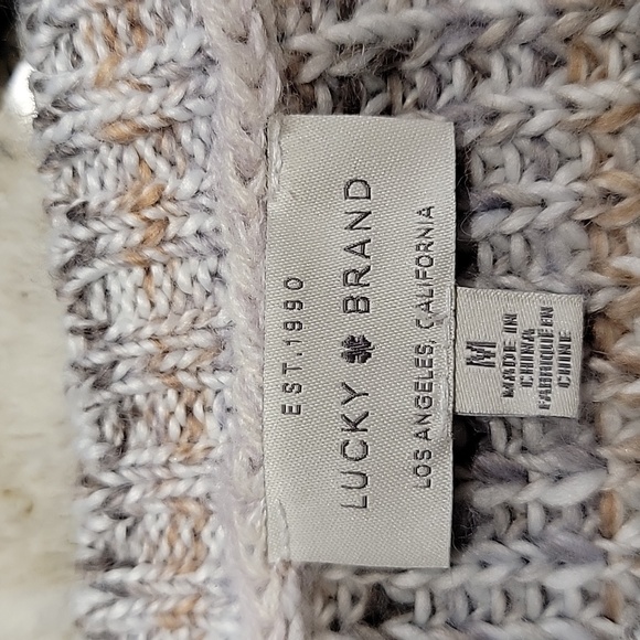 Lucky Sweater - Size Medium - Picture 5 of 6